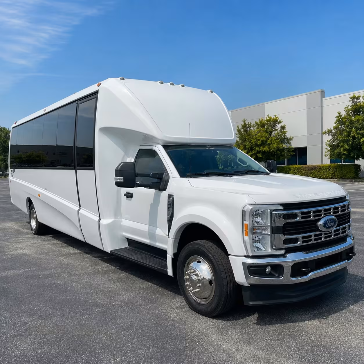 minibus rentals for large birmingham concert and festival groups